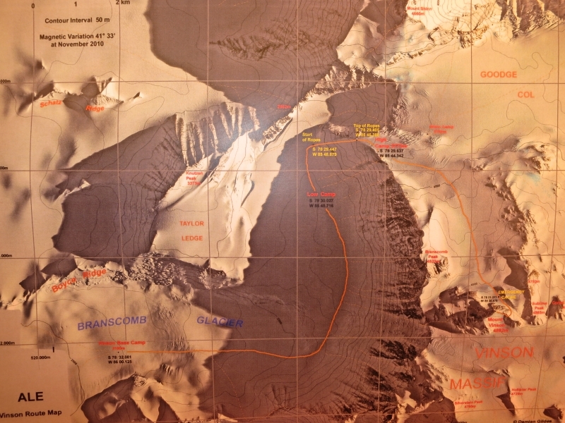 Mapa Masywu Vinsona, ulotka ALE, 19 XII 2012, fot. Joe Brus