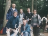 Pielgrzymka tradycjonalistyczna z Paryża do Chartres, od lewej Radek Owczarzak, Przemek Kieliszewski, Bartek Wróblewski, klęczy Wojtek Janyga, Maciej Żak, Maciej Lipiński, V 1999, fot. Bartłomiej Wróblewski