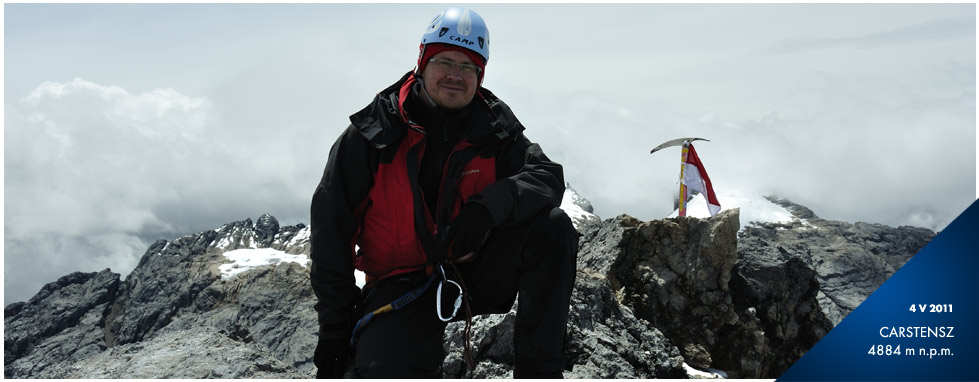 Na szczycie Piramidy Carstensz, 4 V 2011, fot. Lisa Amatangel