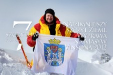 Najzimniejszy szczyt Ziemi. Wyprawa na Masyw Vinsona 2012, 26.12.2012, fot. Joe Brus (400x266)